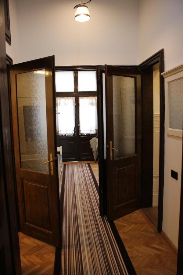 Ella Apartment Timisoara No9 Buitenkant foto